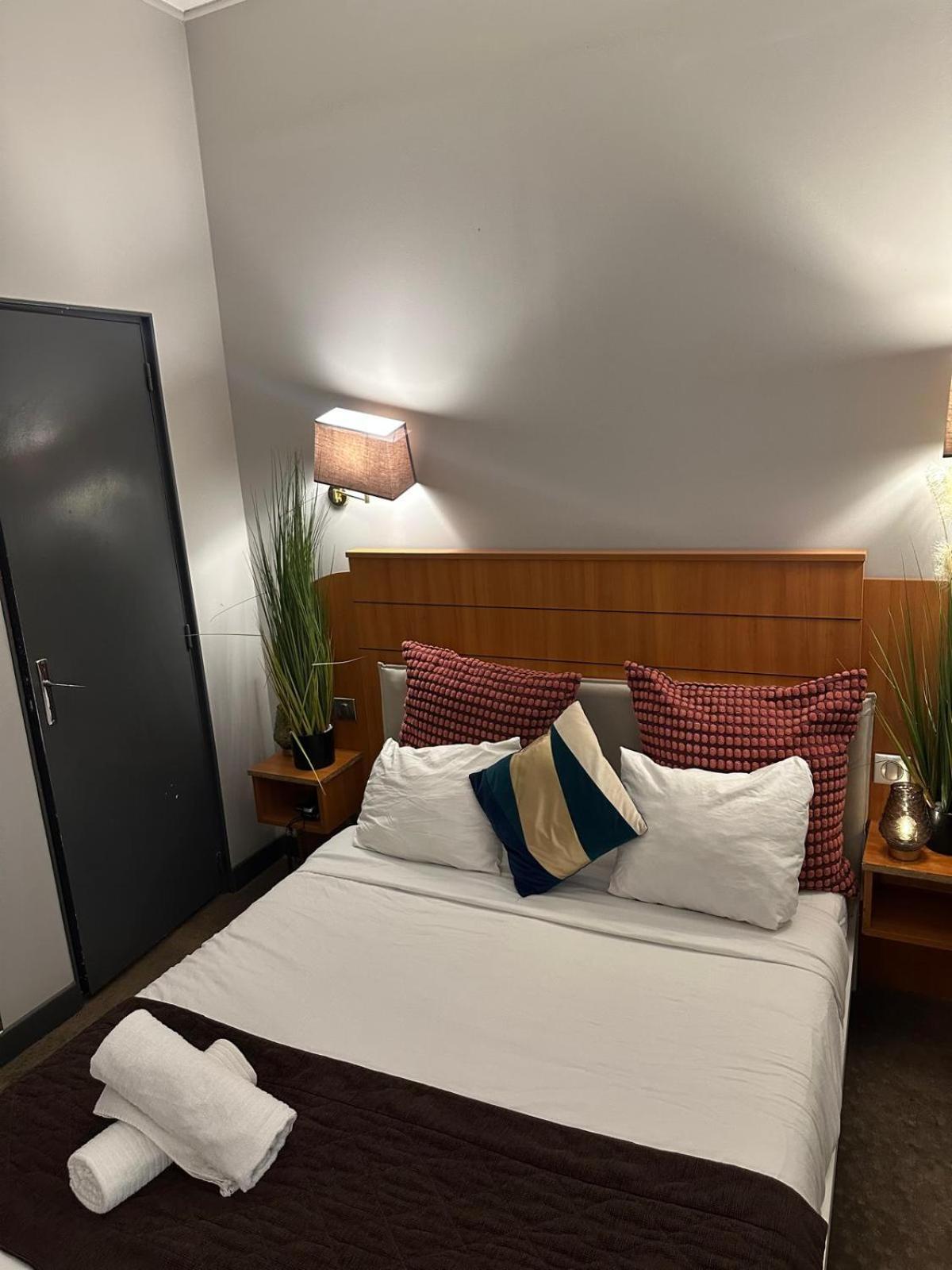 Hotel Astrid Rouen Eksteriør bilde
