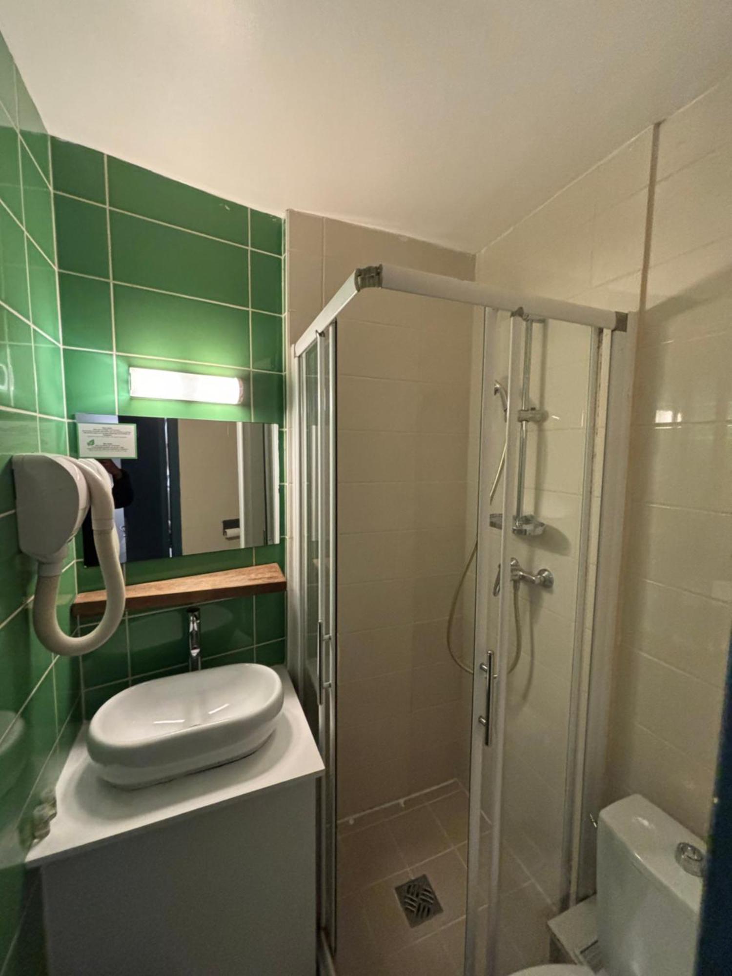 Hotel Astrid Rouen Eksteriør bilde