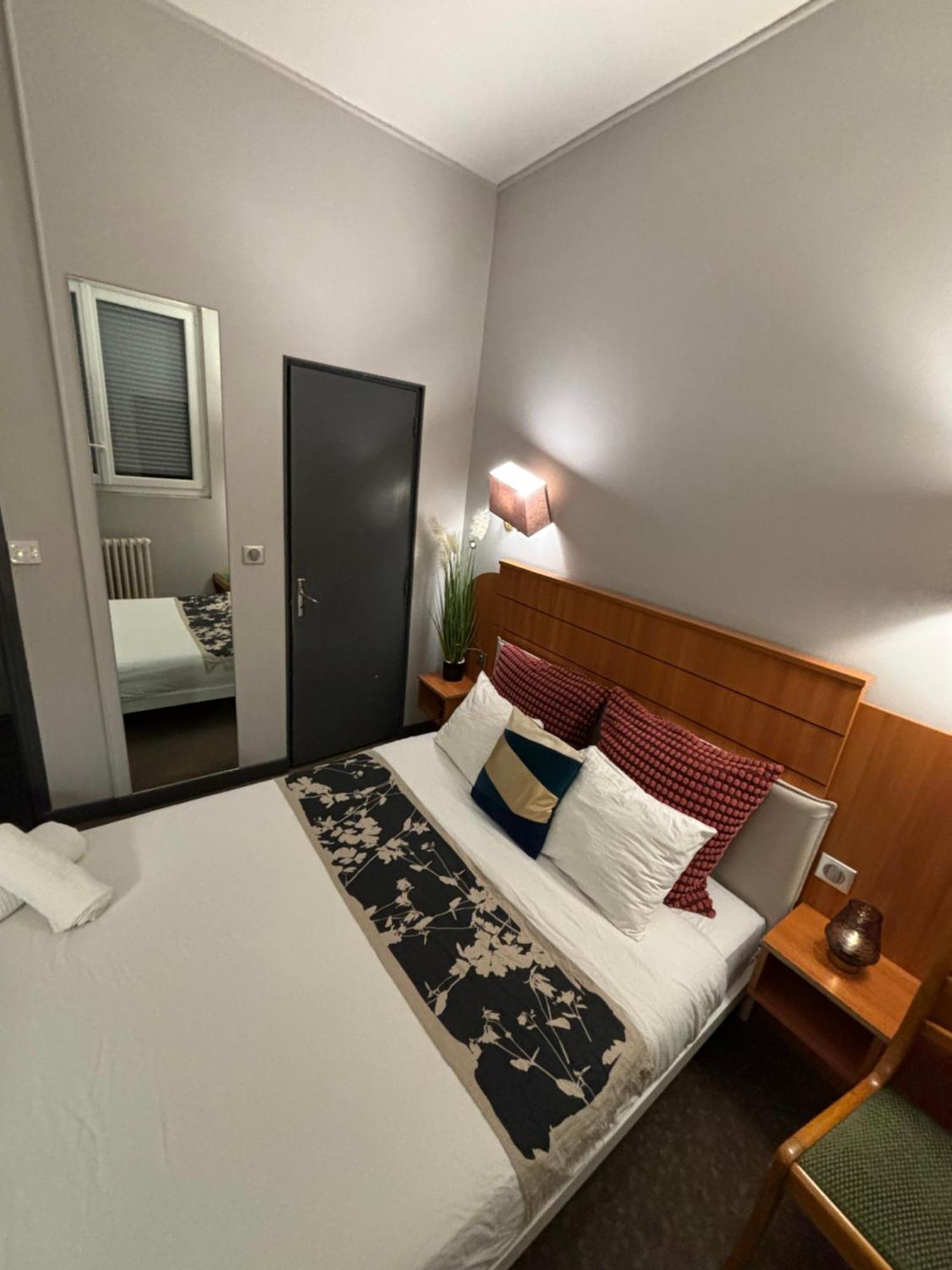 Hotel Astrid Rouen Eksteriør bilde